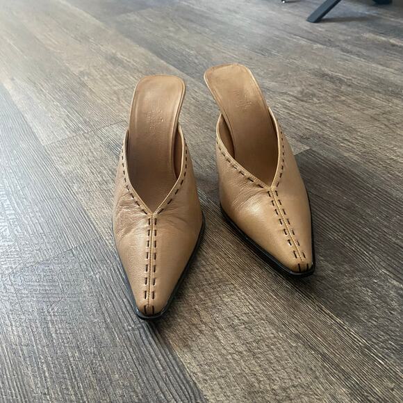 Hermès Tan Leather Stitched Trim Mule Heels, Sz 38 / 7.5 - Picture 4 of 16